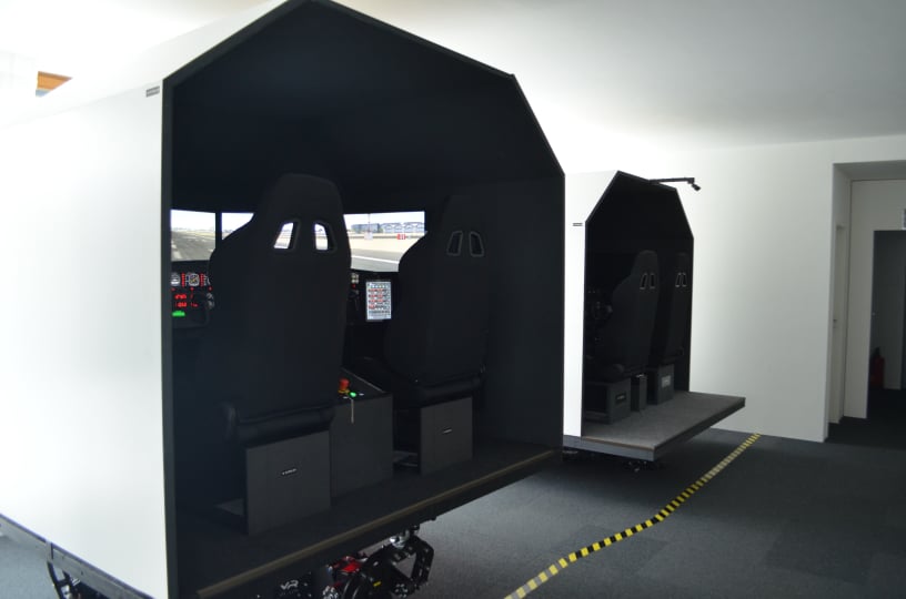 FLYFSX - Flugsimulator - Flight Simulator -  Rüchligweg 55 - 4125 Riehen - Basel - Baden - Aarau - Zürich - Schweiz - Lörrach - Freiburg - Deutschland